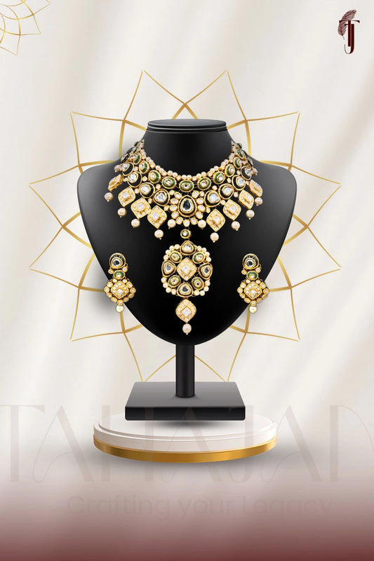 Emerald Gutka Kundan Bridal Necklace Set